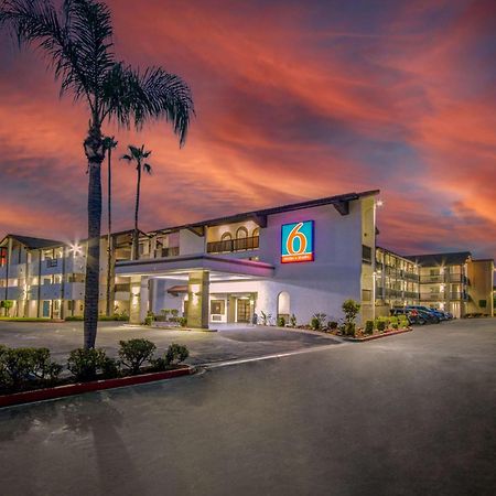 Motel 6 Ontario Ca Convention Center Airport ภายนอก รูปภาพ