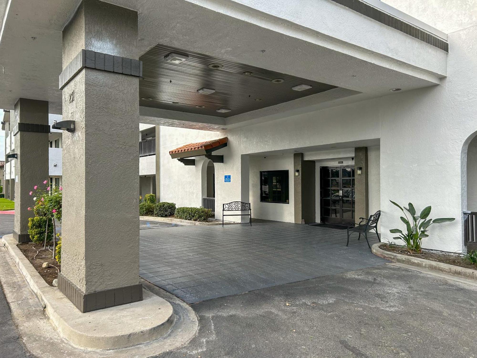Motel 6 Ontario Ca Convention Center Airport ภายนอก รูปภาพ