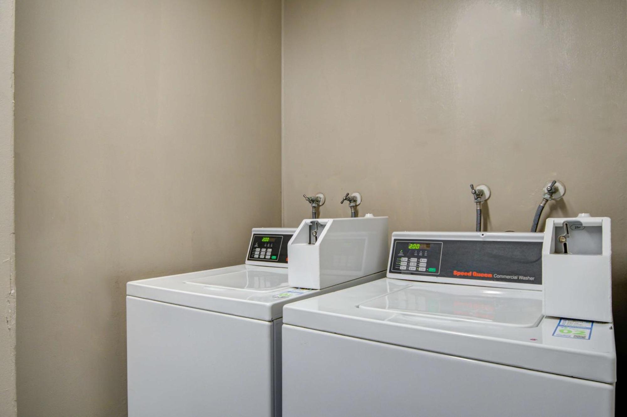 Motel 6 Ontario Ca Convention Center Airport ภายนอก รูปภาพ